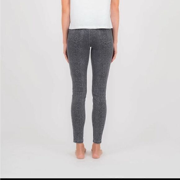 Anthropologie Level 99 Blue Cheetah Janice Ultra Skinny Fit Stretch - Picture 15 of 15
